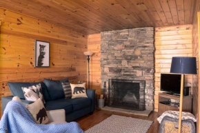 5min to NOC, 10min to Bryson City, horseback riding, train, hiking, fishing, rafting nearby!